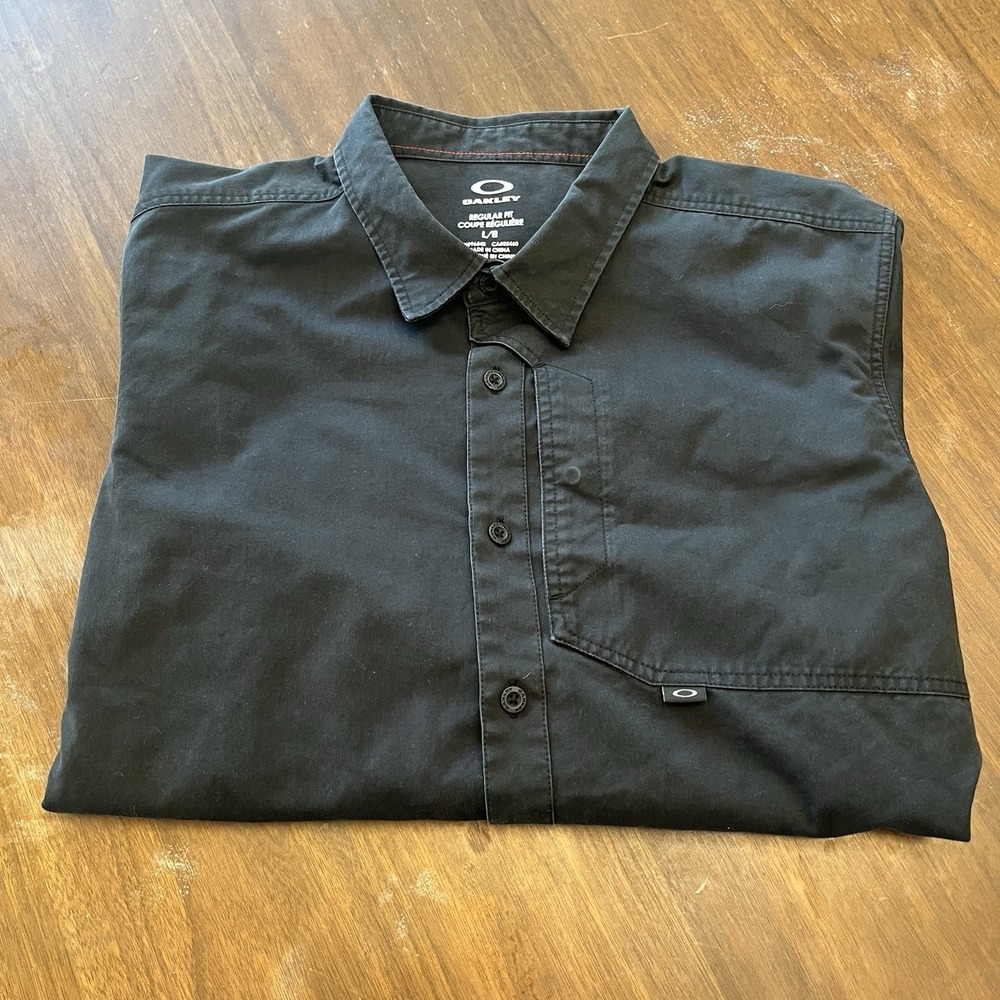 Oakley Shirt Mens Large Black Slim Fit Long Sleeve Button Up Performance Tech